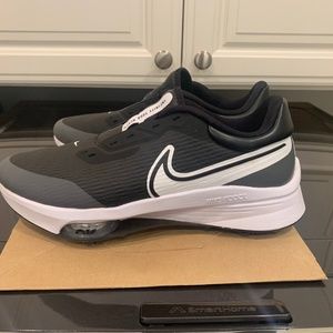 Nike Men’s  infinity tour, golf shoes size 8